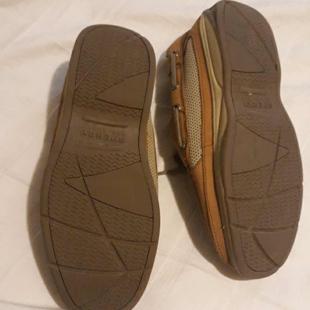 Sperry - Picture 3 of 3